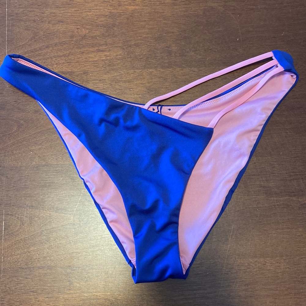 New Victorias Secret bikini bottom size M